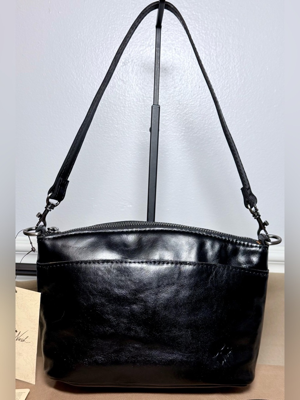 🔥Patricia Nash🔥 NWT Arlee Black Distressed Leather Crossbody Shoulder Bag - Picture 3 of 9